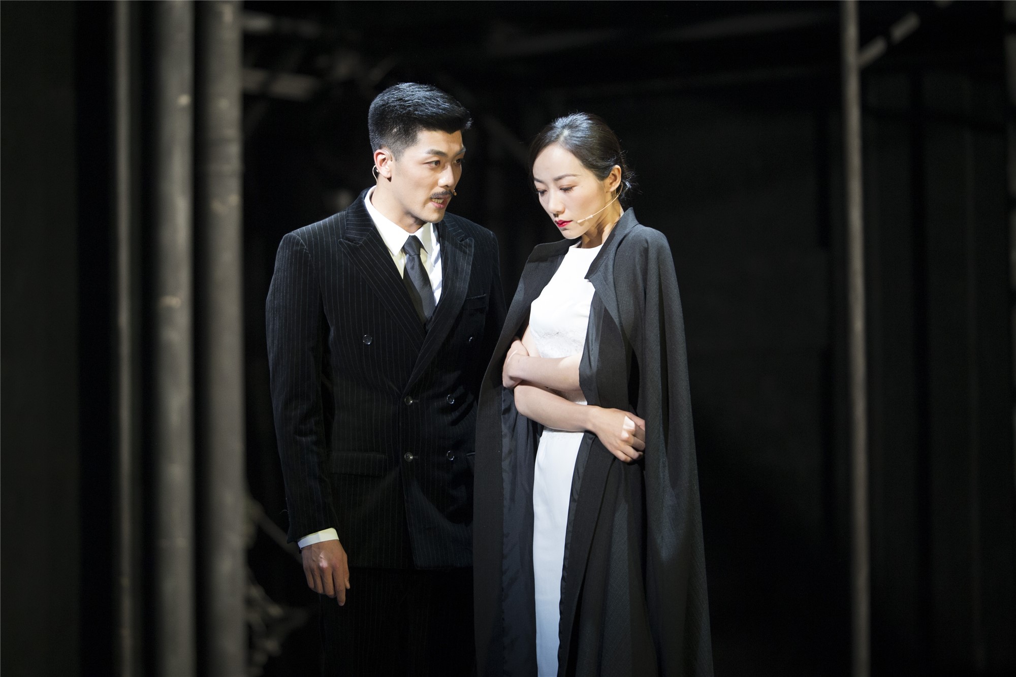 音乐剧白夜行蓉城公演火爆韩雪出色演技和优美唱腔感动观众