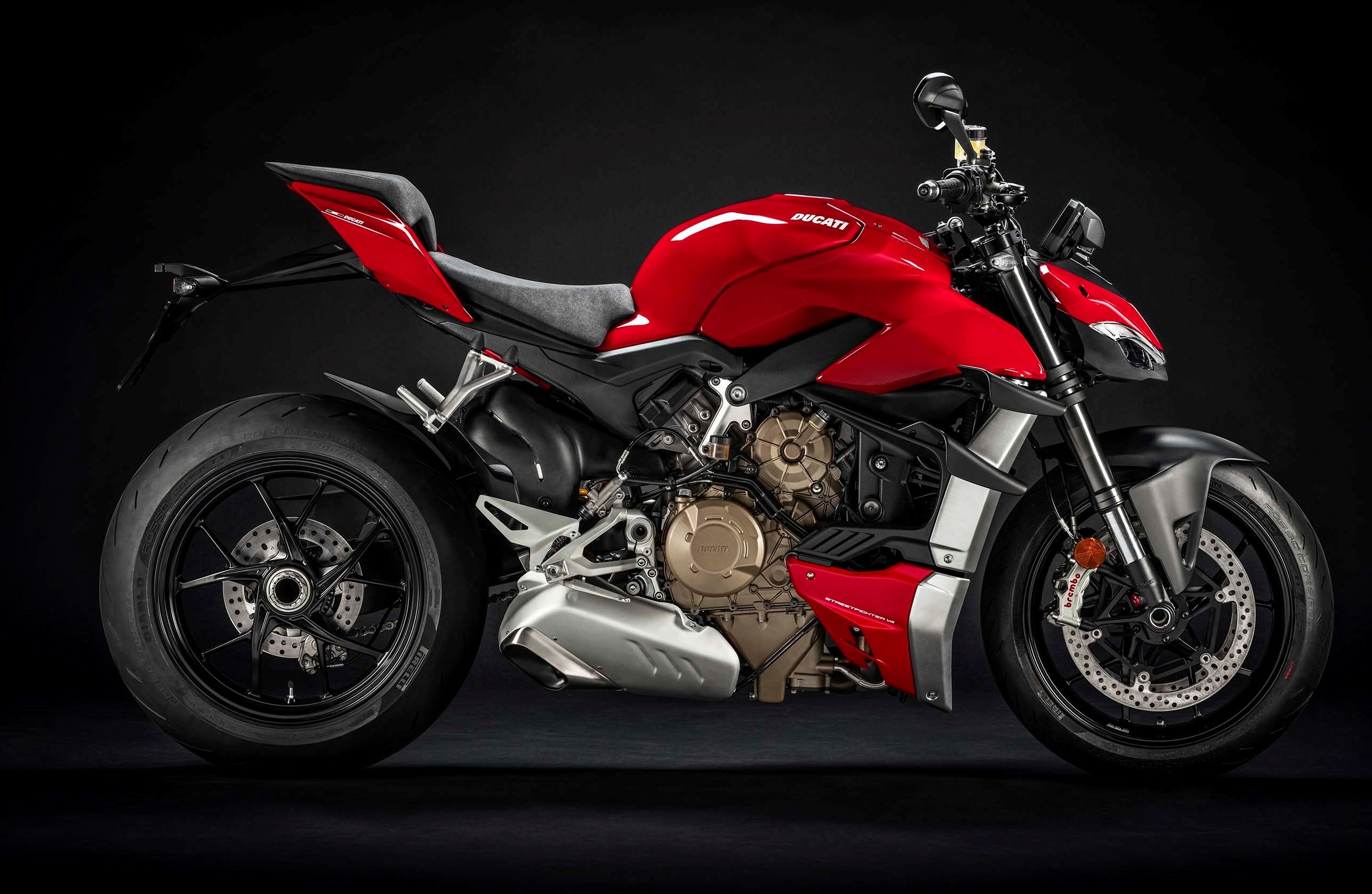 街车掀起性能风暴 2019年顶级街车摩托价格排行榜