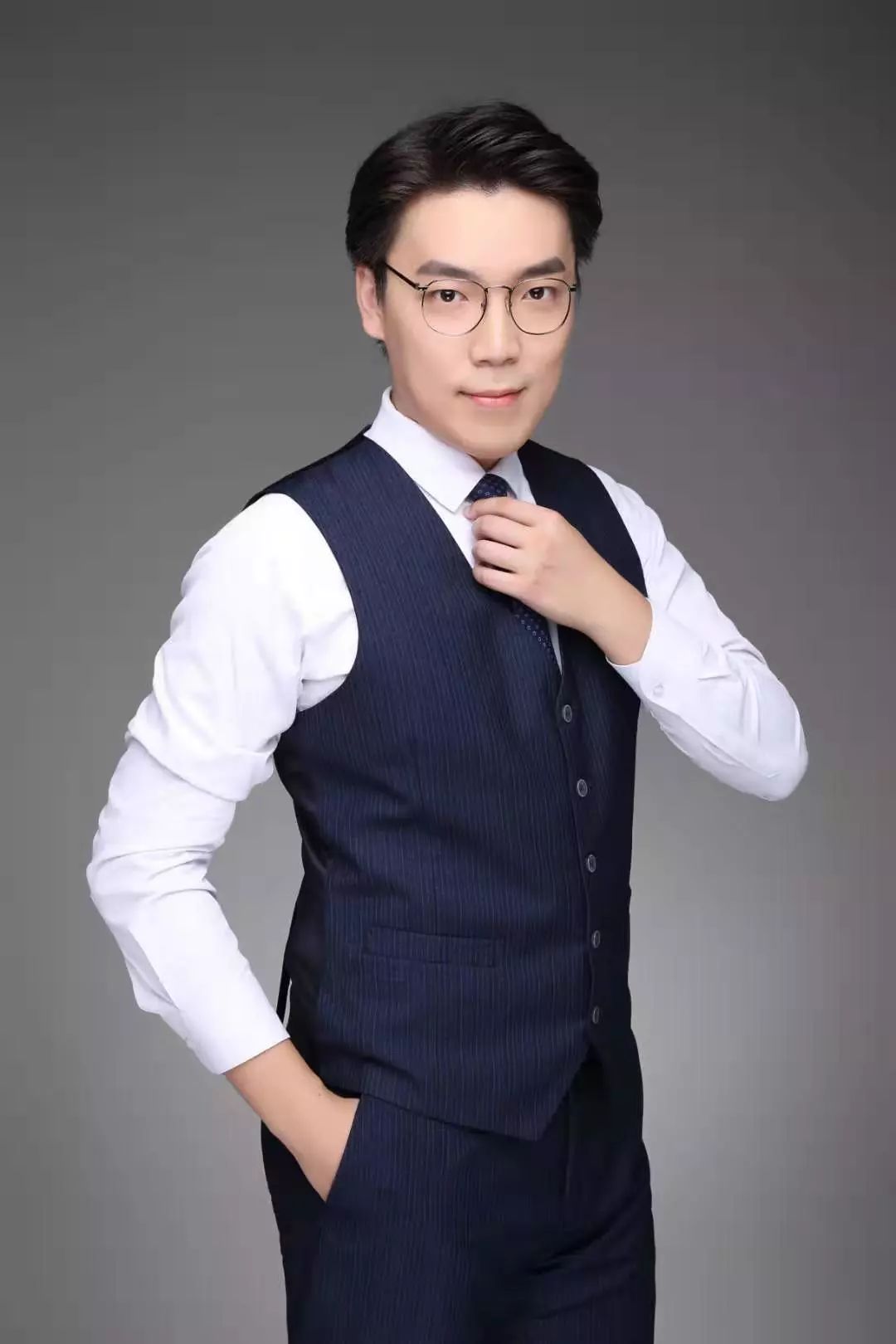【新东方,老师好】真香!高颜值,大长腿?