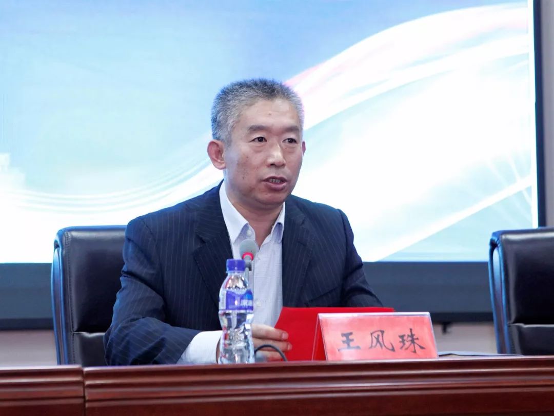 超声医疗国家工程研究中心主任,重庆医科大学生物医学工程学院院长