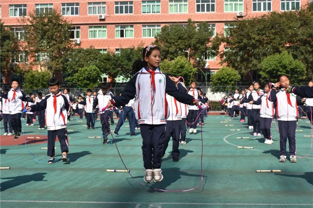 以孩子的名義 遇見你——平陽新紀元雙語學校校園開放日活動