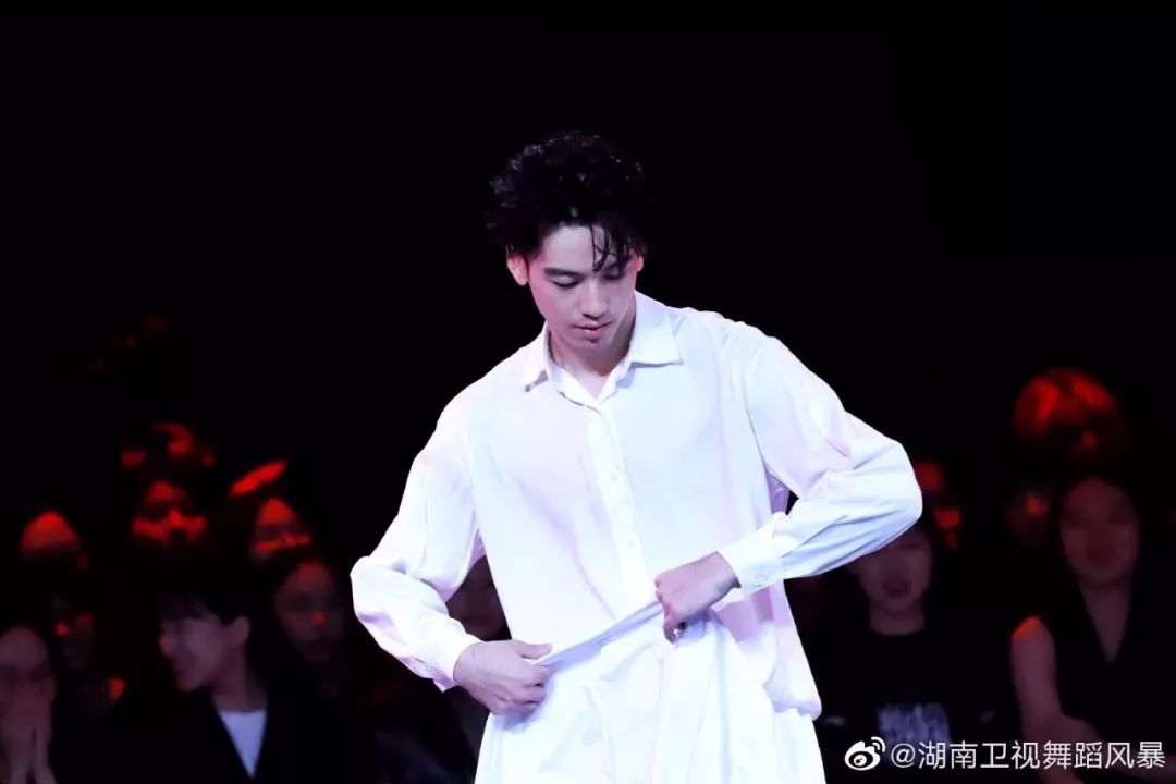 您的白衣男神刘迦已上线