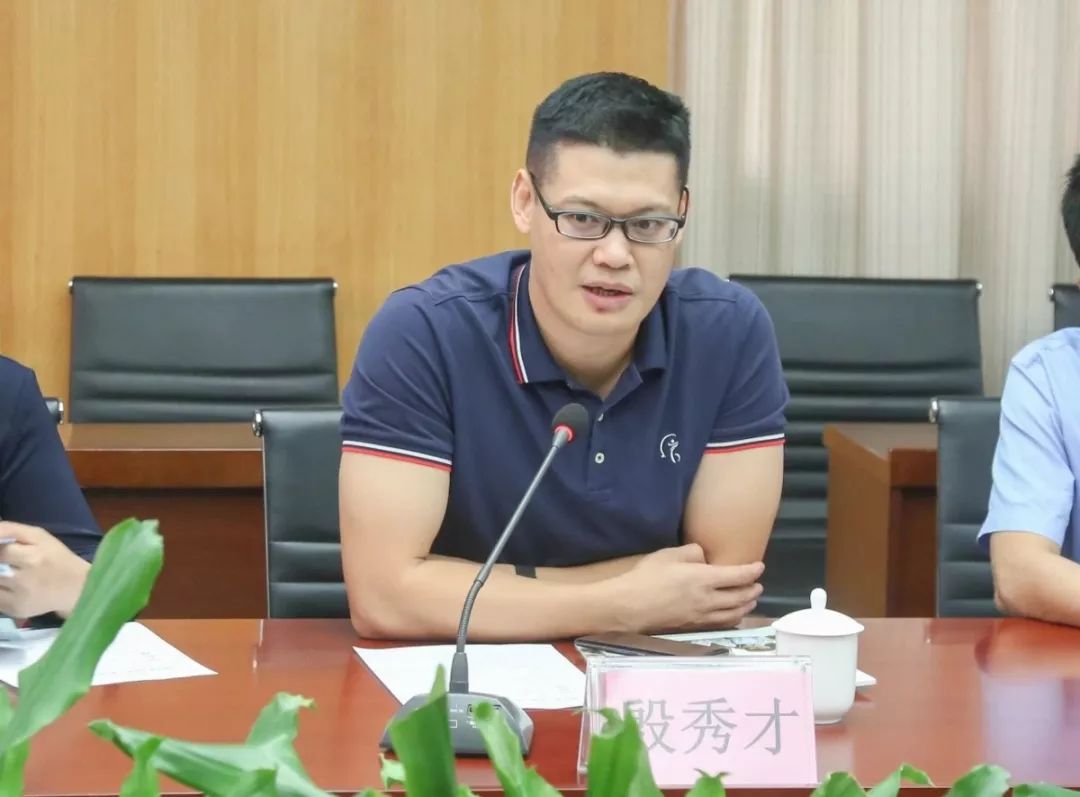 局长文培洪带领饶平技校领导,老师到广州相关院校进行调研交流_广东省