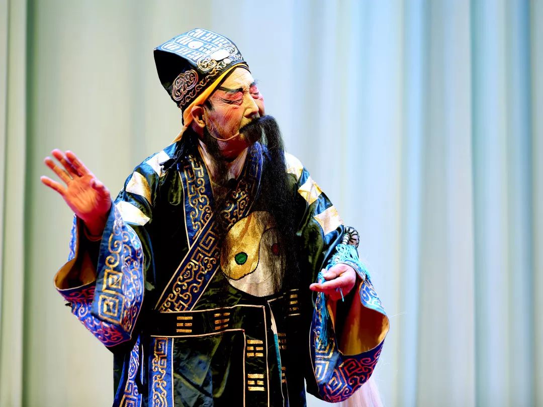 锣戏淮调两不同 颂忠除奸绘英雄_吴汉