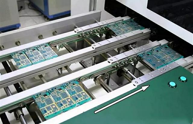2分钟让你了解电路板制造车间生产工序进过大型电子厂都知道