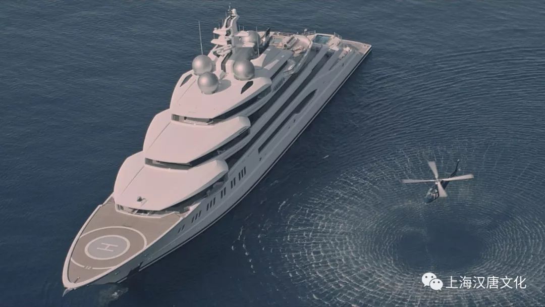 lürssen还展示了106米长的超级游艇amadea,意为"上帝的宠儿".