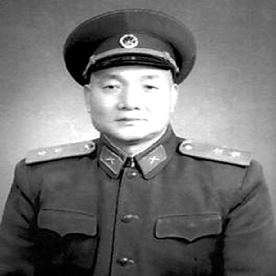原创副军长起义成开国中将,国军军长去台湾后被特务监控,郁郁而死
