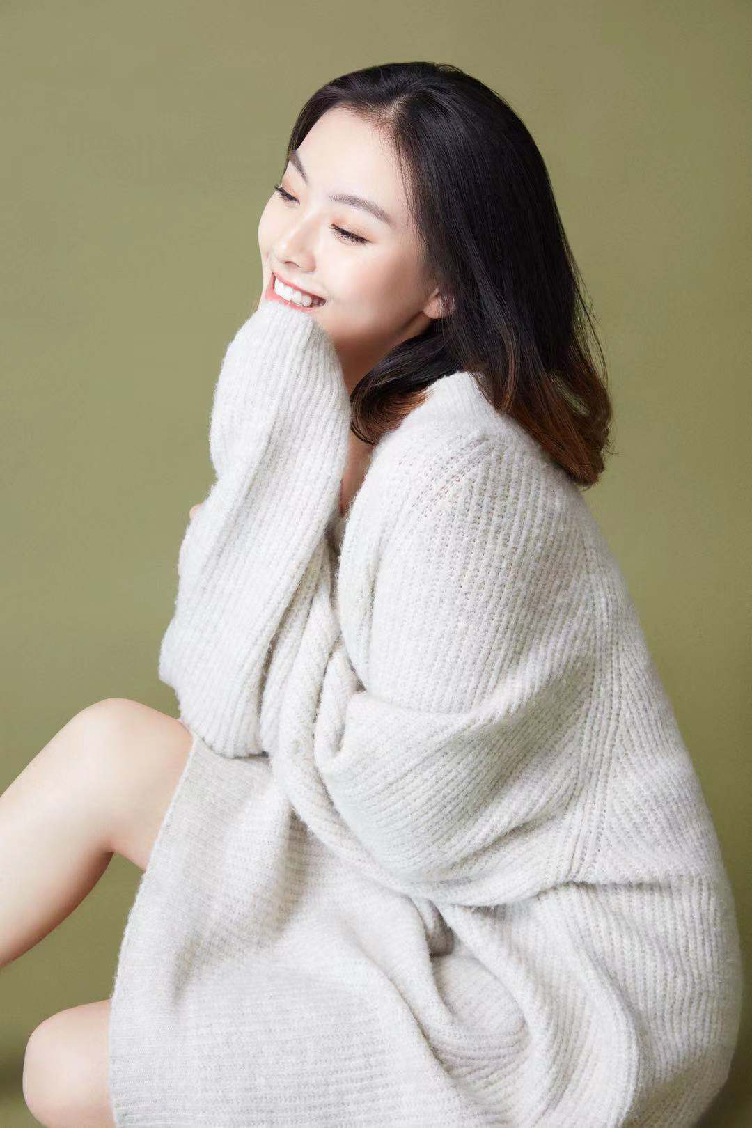 2019狐友校花王钰鑫表现力强曾参演我和我的祖国