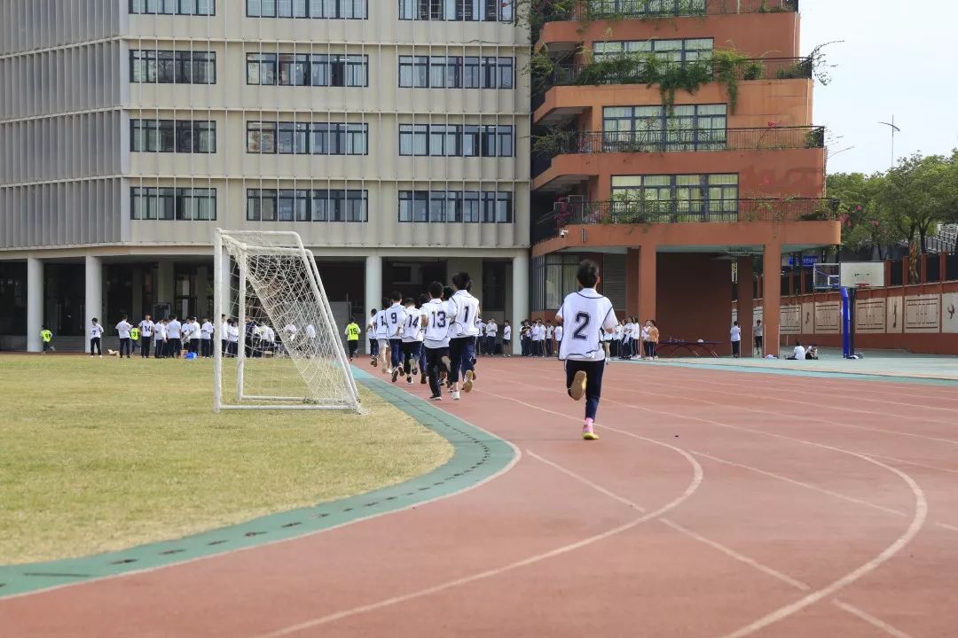 1053┆備戰2020中考黃岡中學惠州學校初三年級舉行體育模擬測試