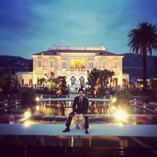 原创95后小伙收到300亿港元礼物爸妈给的谢家第四代正式登场