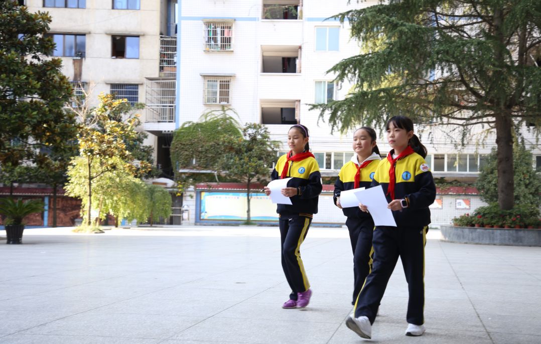 绥阳县洋川小学图片