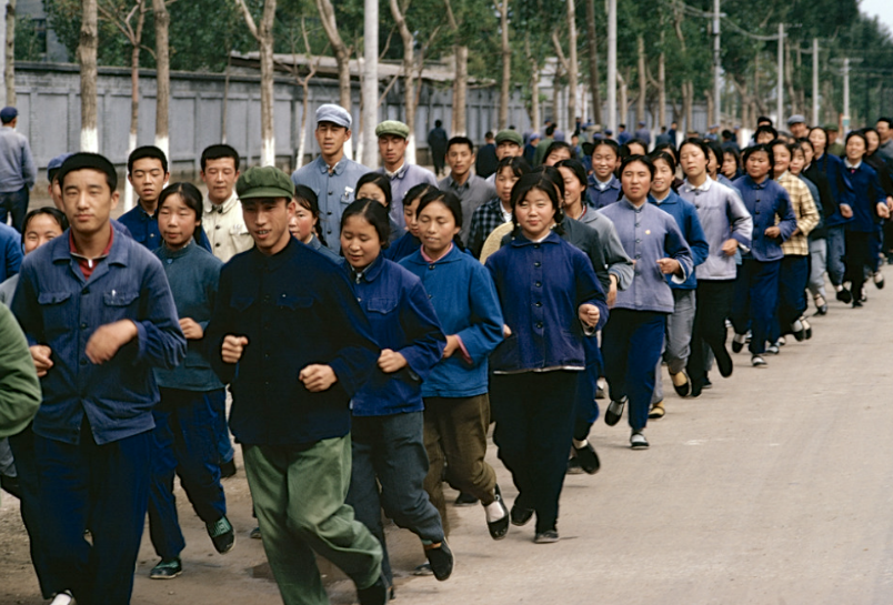 1973年中国真实老照片:90后难以想象70年代的人们是这样子生活-搜狐大视野-搜狐新闻
