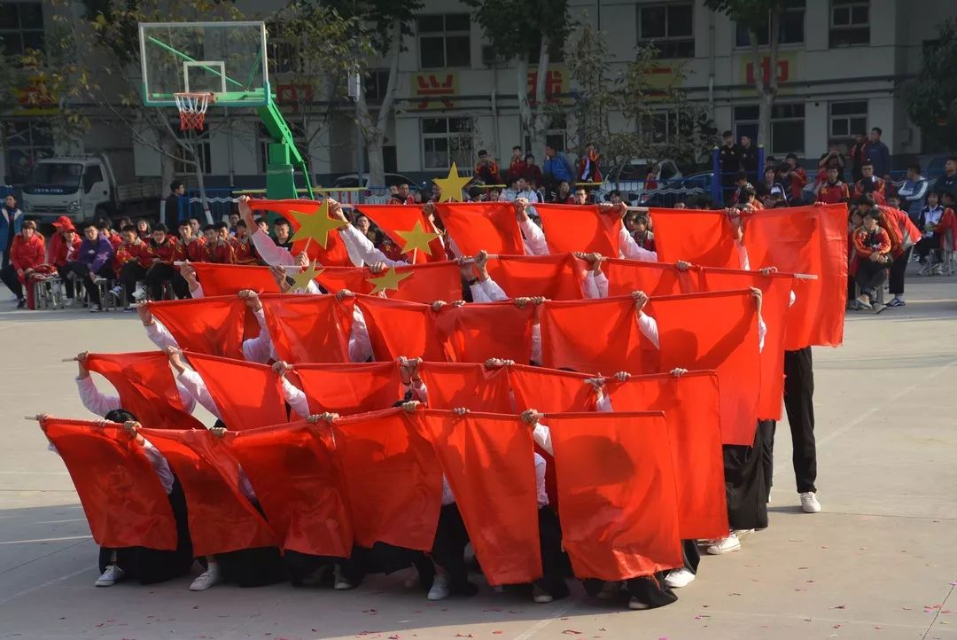 栾城二中体育艺术节精彩视频_团体操