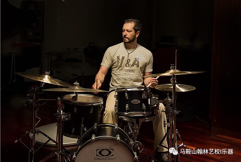 大师零距离架子鼓大师空降翰林艺校