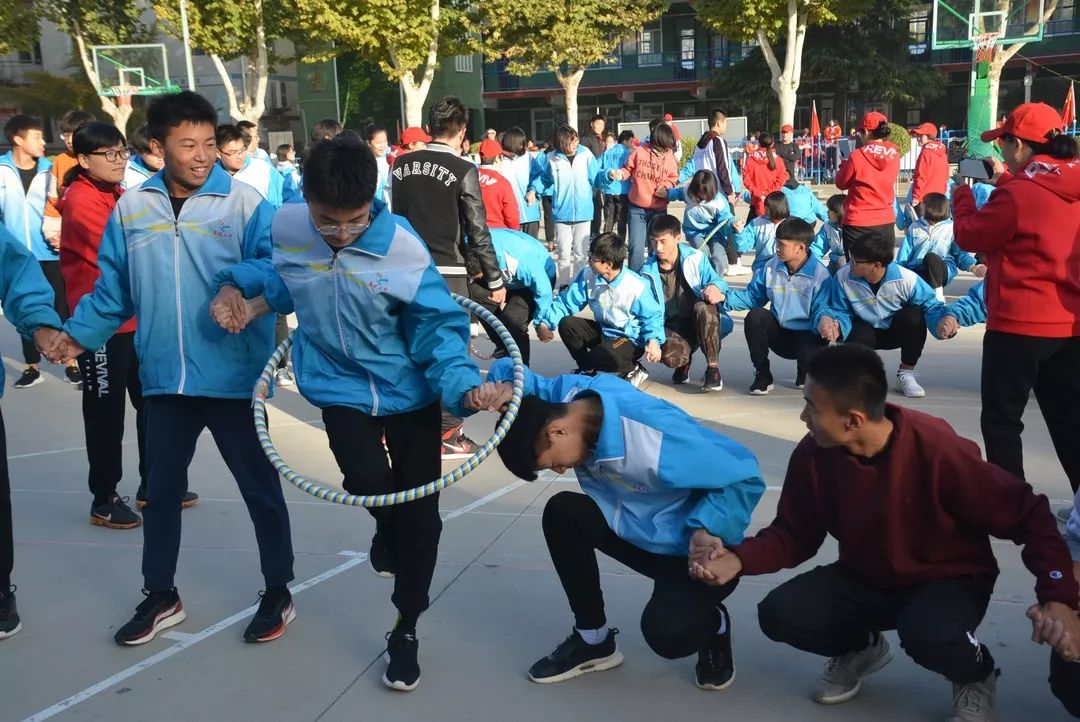 栾城二中体育艺术节精彩视频_团体操