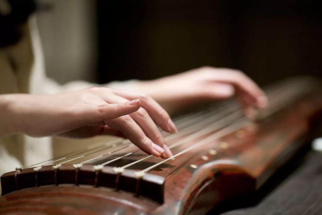 属于古琴老师独有的气质是怎样形成的