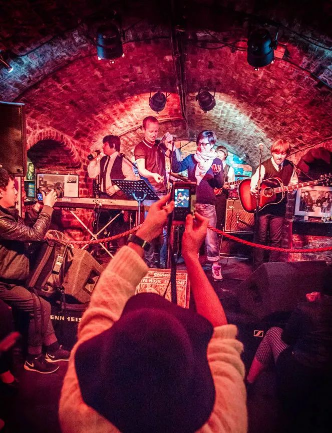 lcssa文化摇滚乐的星光大道洞穴酒吧名人墙的中国情缘