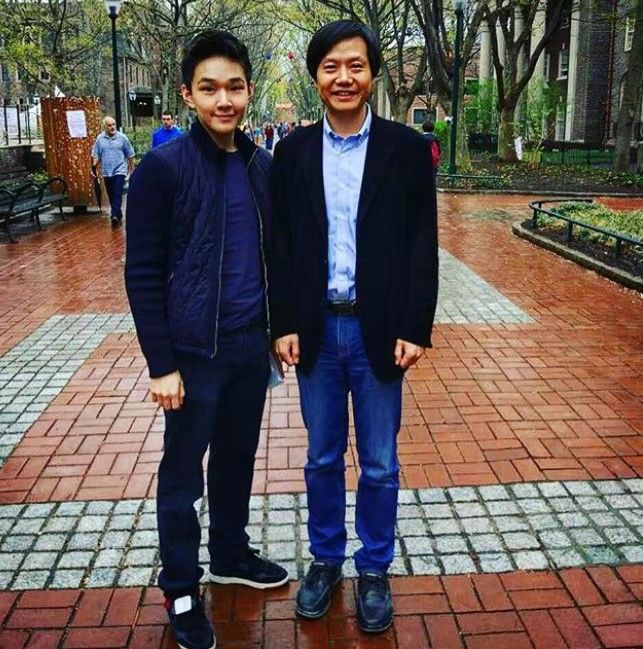 谢家第四代正式登场…_谢承润