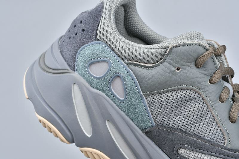 椰子老爹鞋 yeezy boost 700 teal blue 水鸭蓝配色