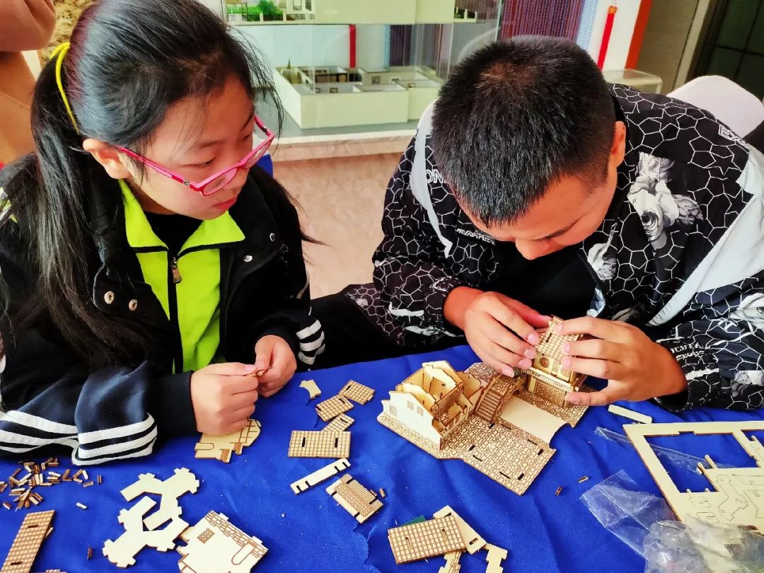 天基云蒙庄园拼接美好生活搭建欢乐时光3d立体拼图diy亲子活动精彩