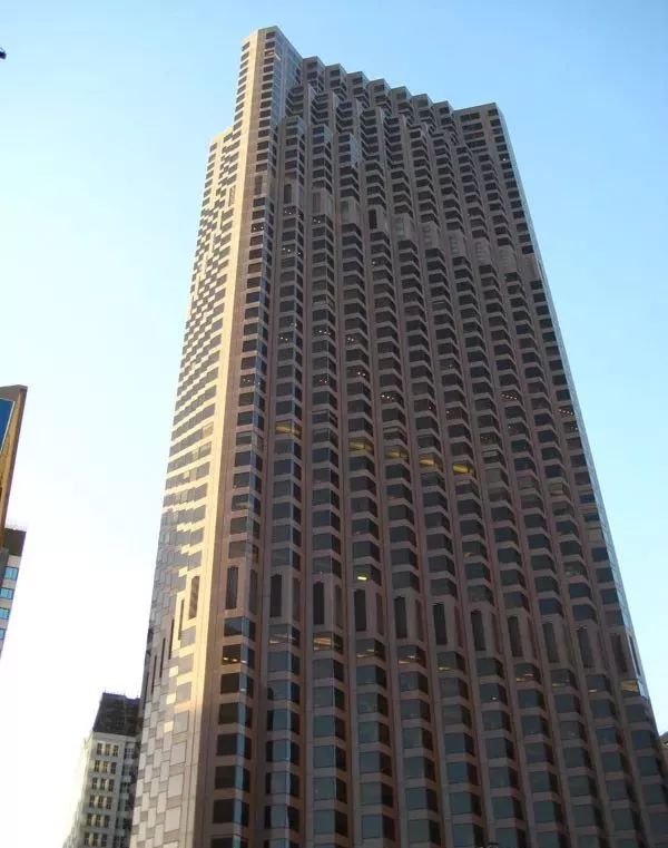 斯trump international hotel las vegas川普拥有其中50%的酒店和公寓