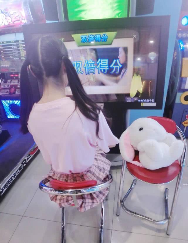 双马尾少女赛高酱cos图片