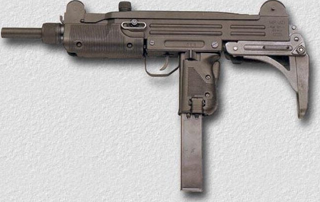 最早的微型冲锋枪:诞生于中东战争,逐渐成为世界级轻武器