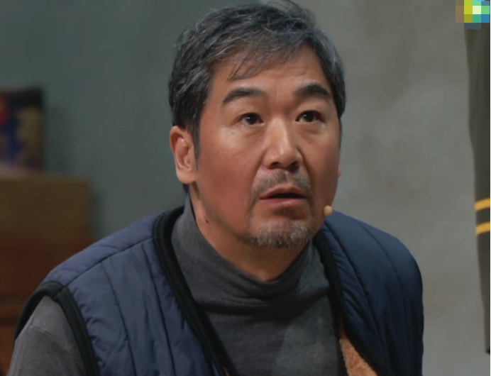 整部片段最大的看点就是在剧情最后,张国立老师饰演的角色转眼就再