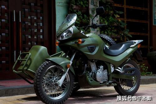 嘉陵jh600b-a动力系统,搭载实际排量590cc的,水冷电喷发动机.