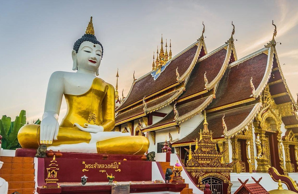 到泰国少不了拜佛，泰国佛教风俗禁忌常识攻略_Chit