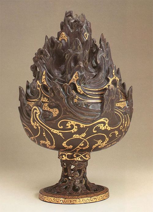 满城汉墓出土错金银博山炉