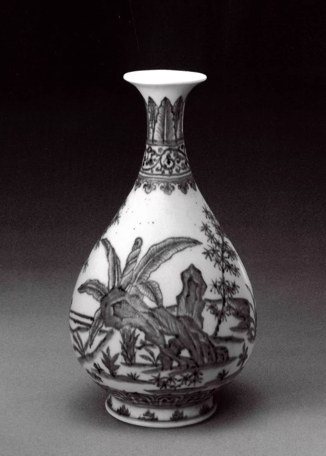 19秋拍·瓷器工艺品丨故宫曾认为它是明代的,你怎么看?