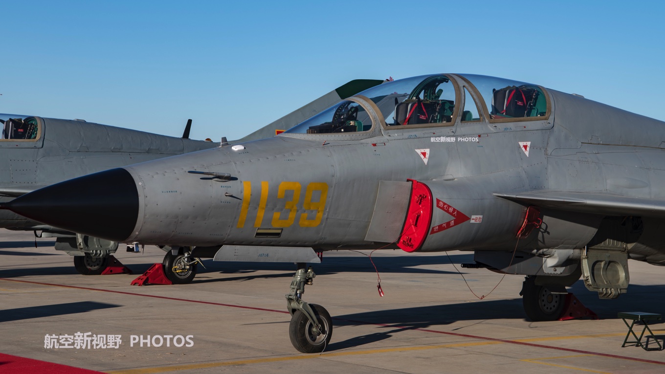 又一款尖头飞机停产空军培训的应急产品号称最强米格21魔改