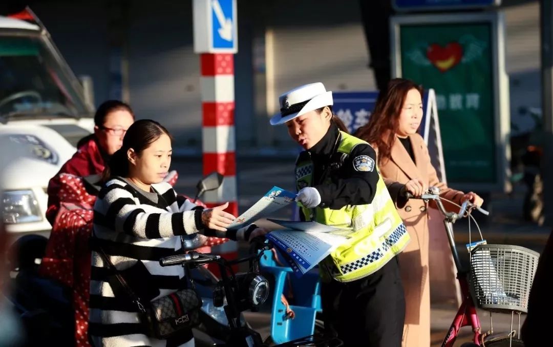 02912340在您手机响起请为咱合阳交警说声好