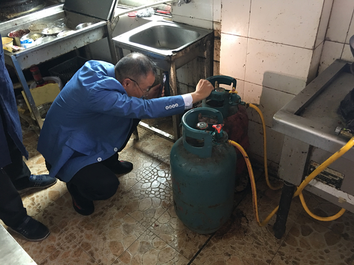 宝应经开区多部门专项检查餐饮场所燃气安全