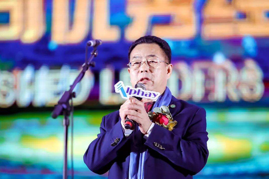 李成栋韦认友在安惠的5年,我认真跟随江海系统努力学习,终于让我的