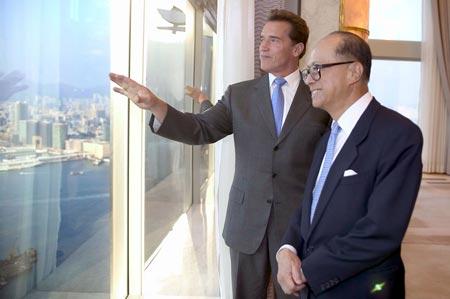 这家零售巨头拥有14000家门店,年入1680亿,背后老板竟是李嘉诚_屈臣氏