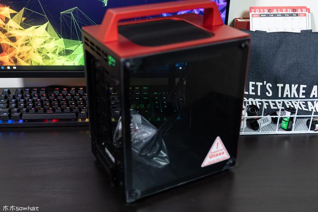 行走的小钢炮乔思伯手提式mini铝机箱t8装机体验