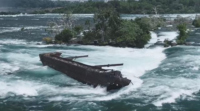 搁浅整整一个世纪无法打捞，加拿大尼亚加拉瀑布上一艘船突然动了