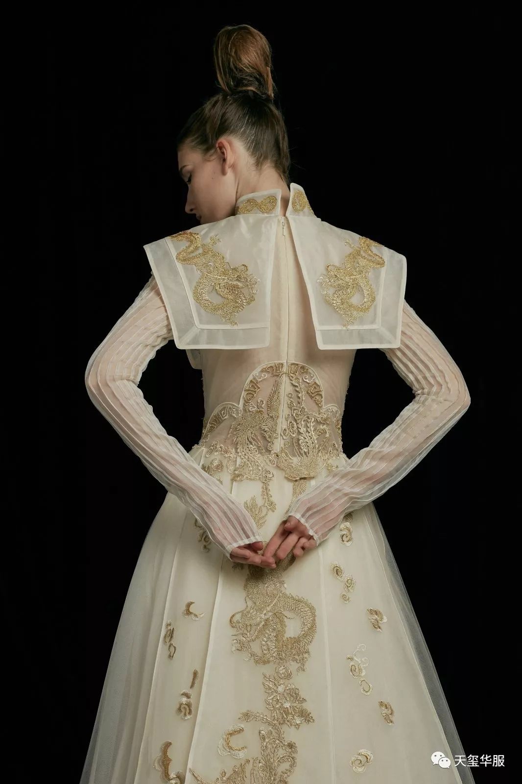 天玺时装周走进乐园读懂中国礼服之美