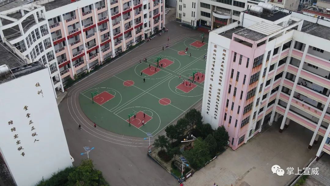 高清航拍宣威五中