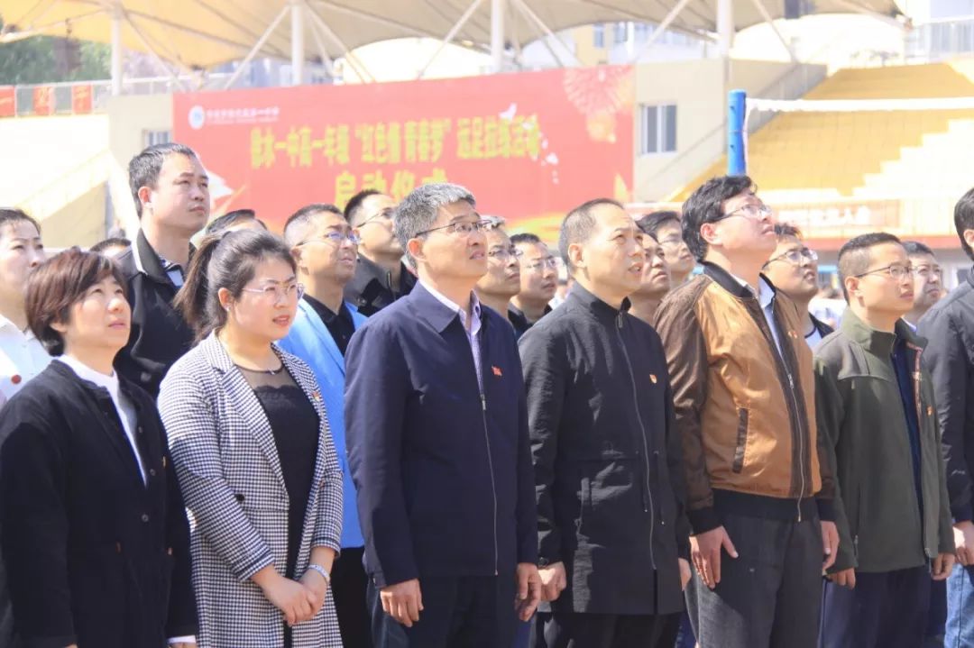 情系师生,爱洒校园 ——深切悼念徐水一中校长蒋文利同志