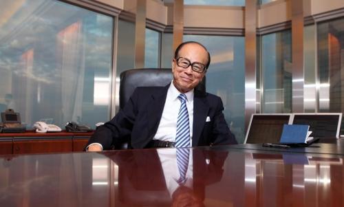 这家零售巨头拥有14000家门店,年入1680亿,背后老板竟是李嘉诚_屈臣氏