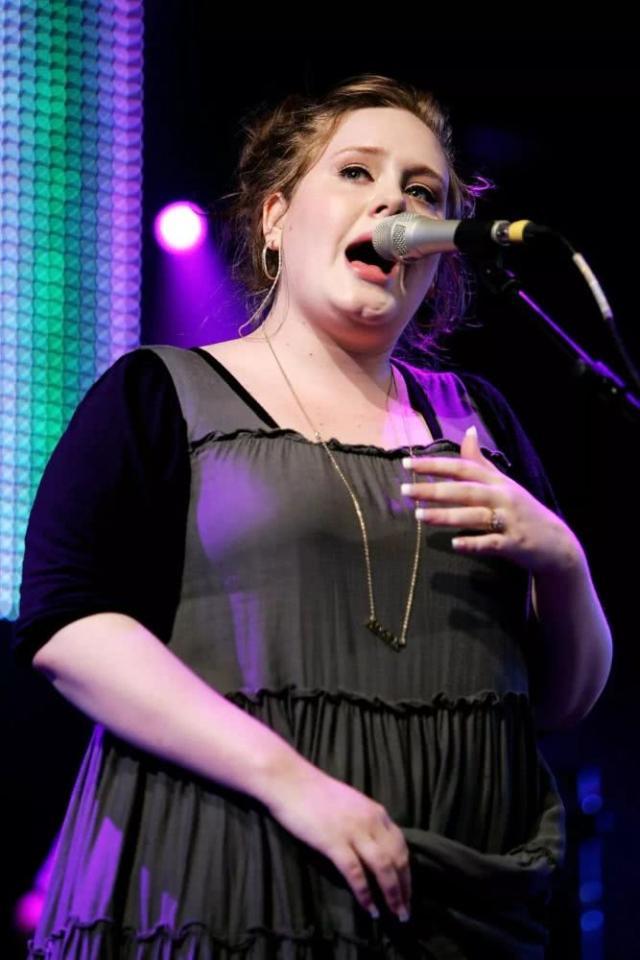 adele瘦成这个鬼样子靠着sirtfood普拉提她这次真的瘦了