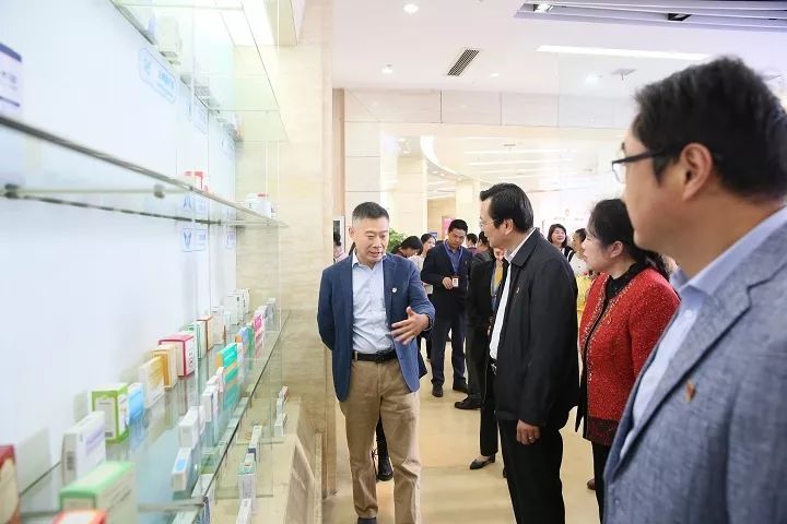 党支部结对共建  人福医药集团开启校企合作新模式