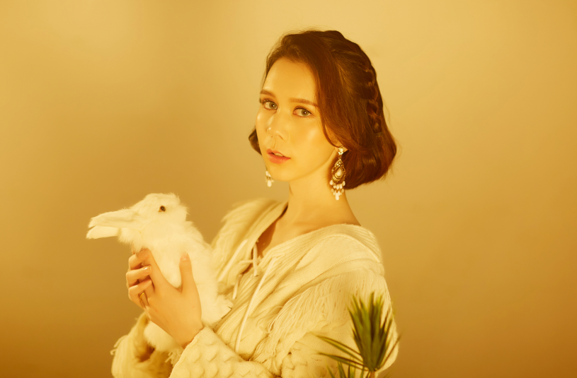 小鹿情感安小妖保持不安创造更多可能性的前提