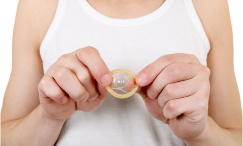 用了避孕套还是怀孕了4件事没留意到