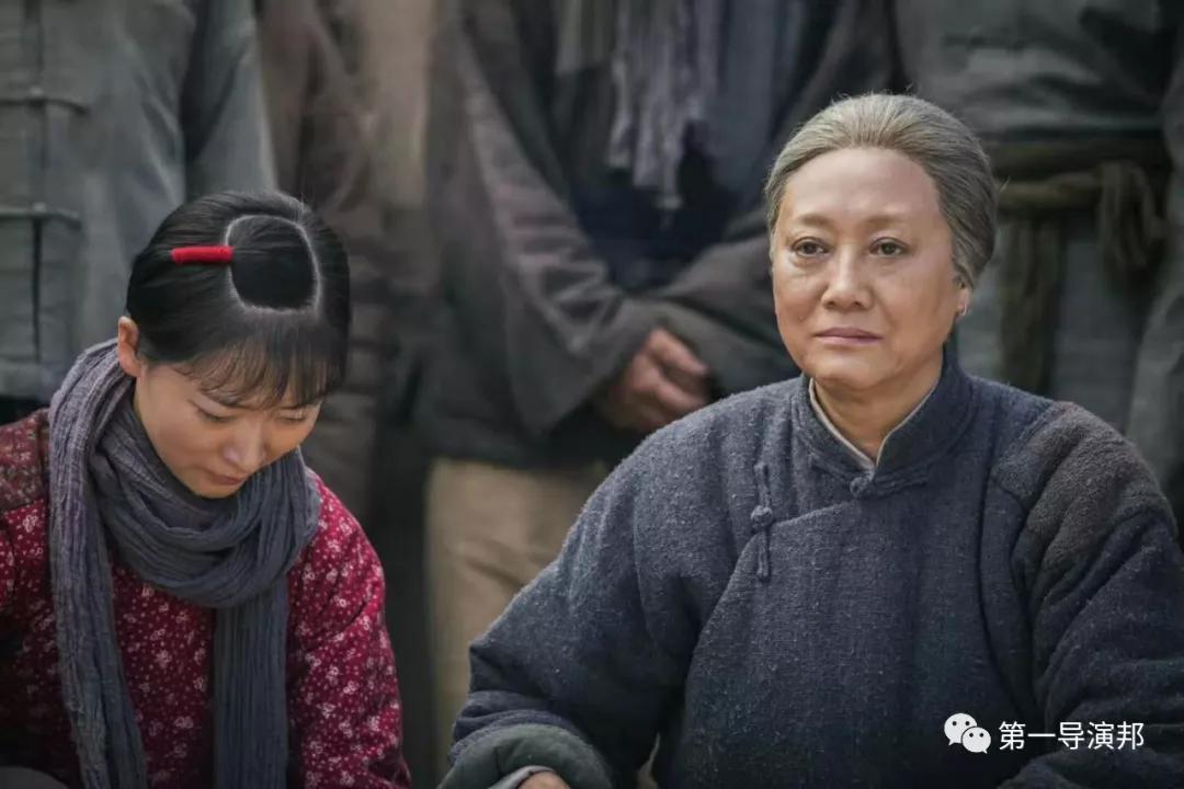 在年初的一个饭局上,习辛提及正为《红灯记》中的李奶奶物色演员:"