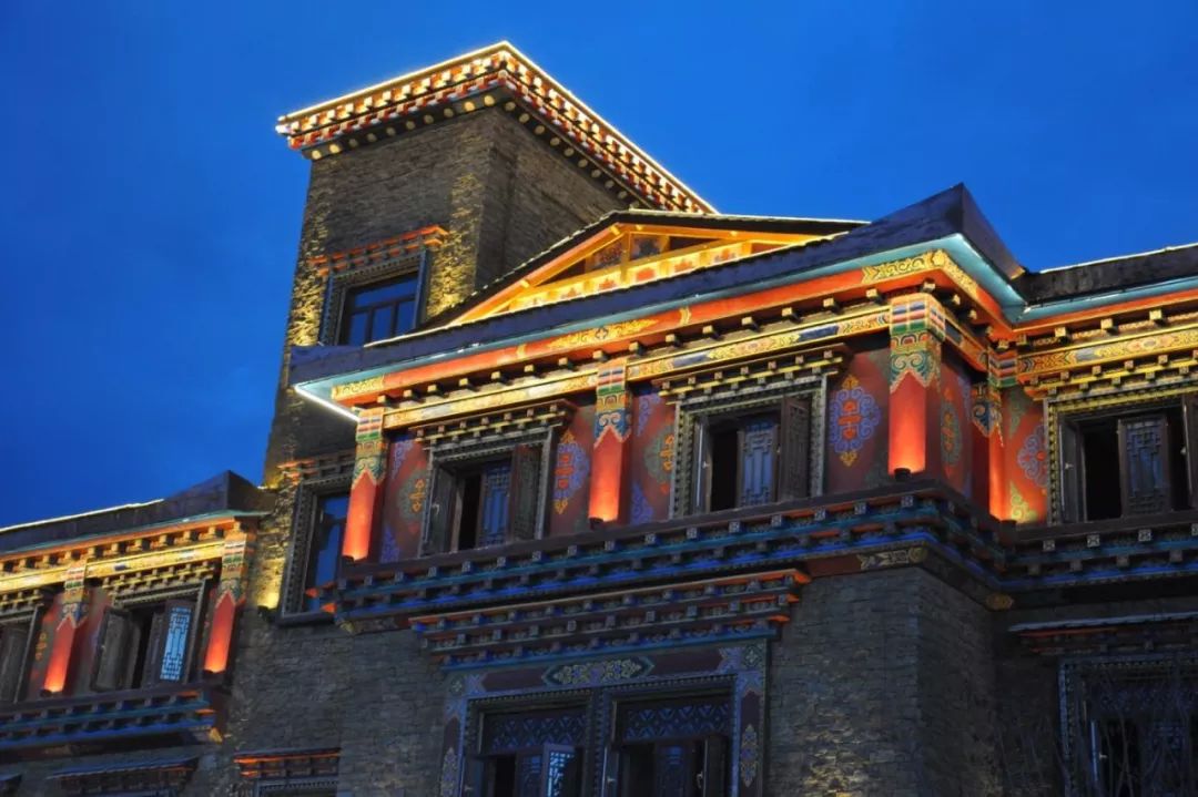 雷士文旅景观银奖以光之名打造传统文化的创新地标