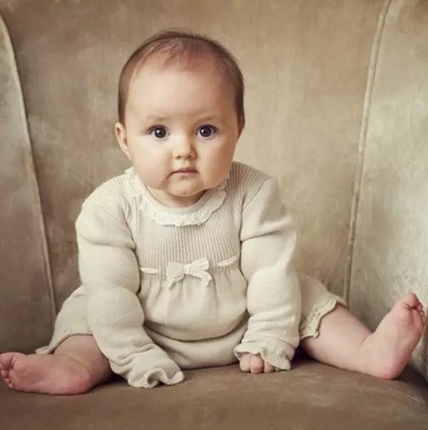 明星的宝宝们穿啥都好看从小就赢得了全世界